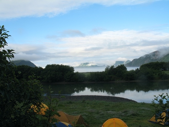 湖と山の景色

AI 生成コンテンツは誤りを含む可能性があります。